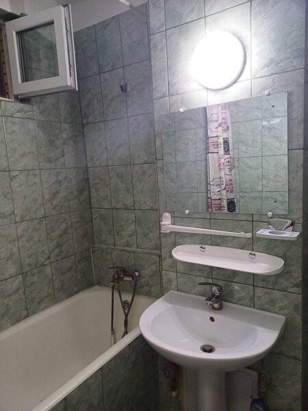 Piata Sudului, apartament 2 camere de vanzare.  PRETUL ESTE NEGOCIABIL